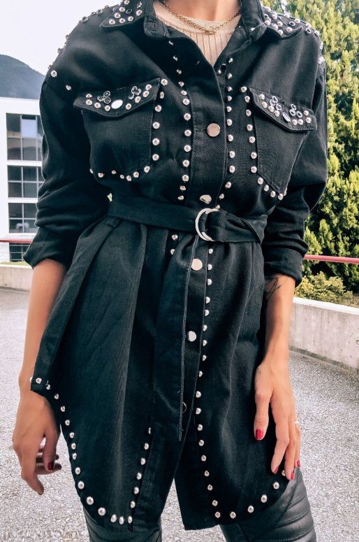 Robe chemise noire à clous