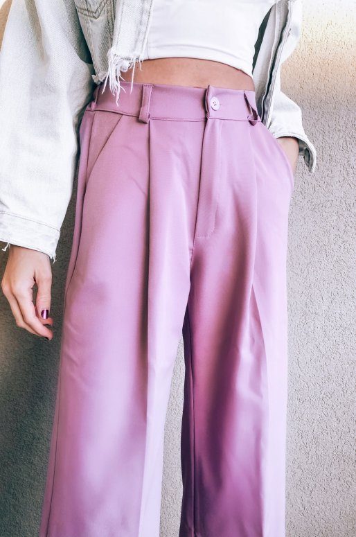 Pantalon taille haute de couleur rose