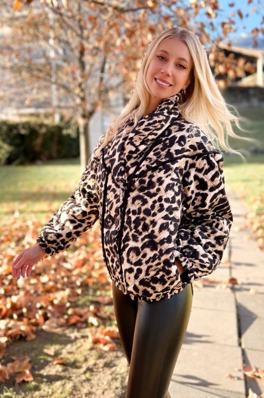 Veste matelassée imprimé léopard